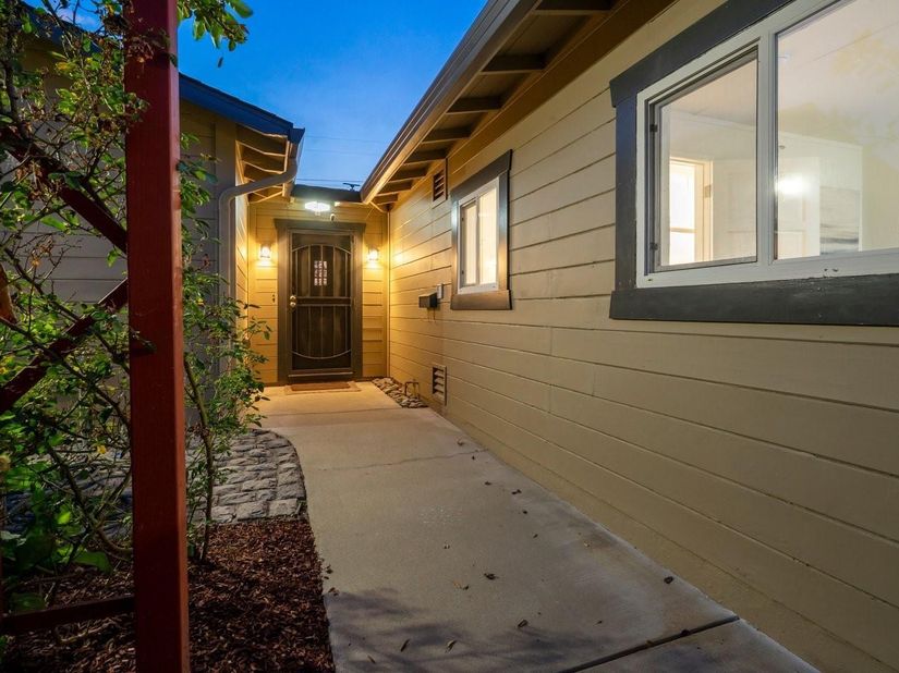 3219 Leigh Avenue, San Jose CA 95124
