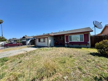 1486 Adrian Way