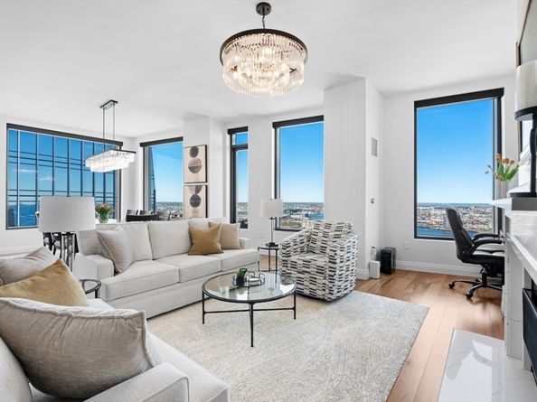 110 Sudbury 4305, Boston MA 02114