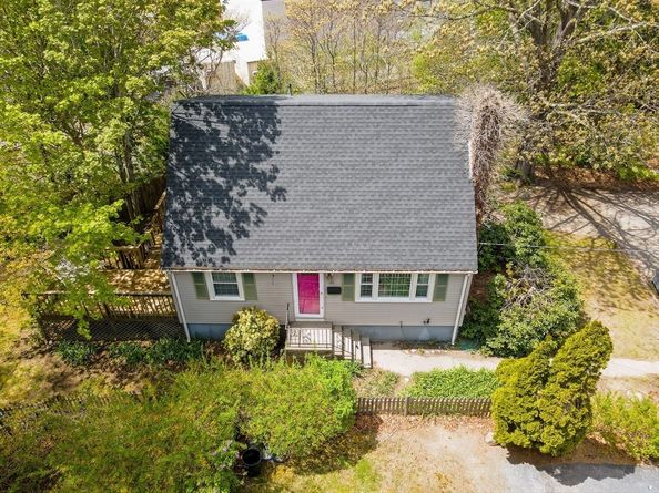 30 Whitcomb Terrace, Weymouth MA 02190