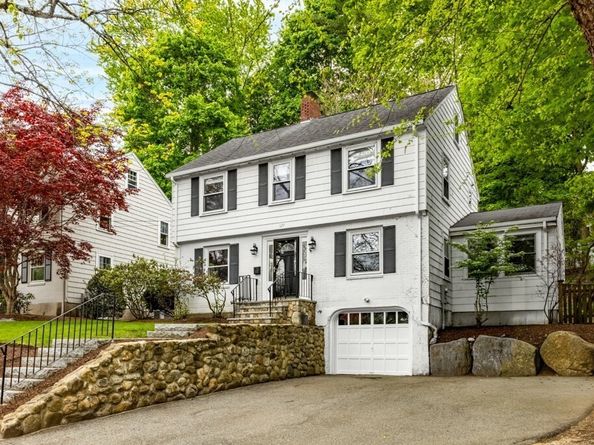 127 Prospect St, Wellesley MA 02481