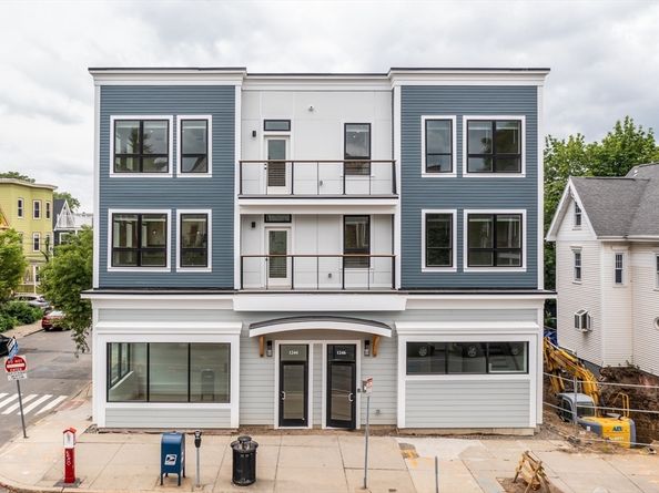 1246 Broadway 3, Somerville MA 02144