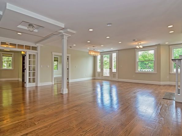 91 University Rd 2, Brookline MA 02445