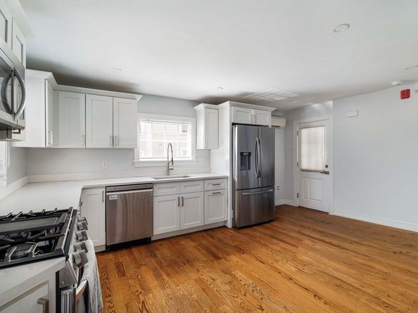 109 Main St 1, Woburn MA 01801