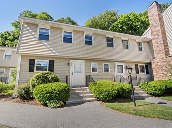 2239 Commonwealth Ave