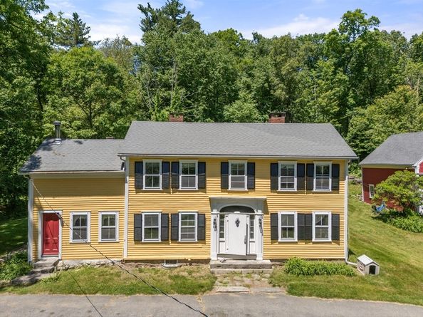 68 Spring St, Hopkinton MA 01748
