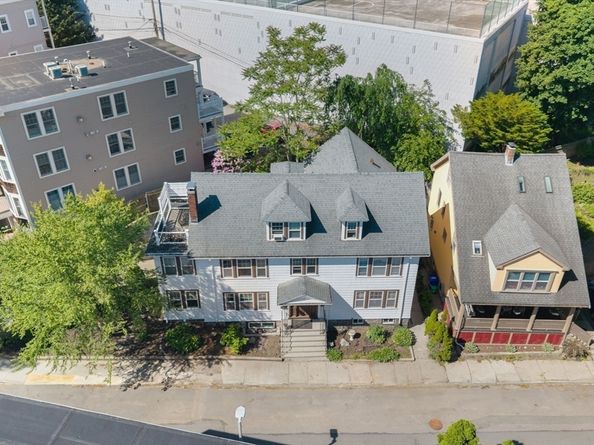 9 Parkwood Ter, Boston MA 02130