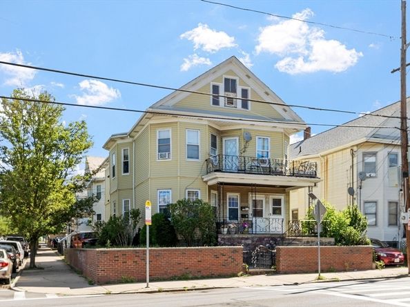 562 Main St, Medford MA 02155