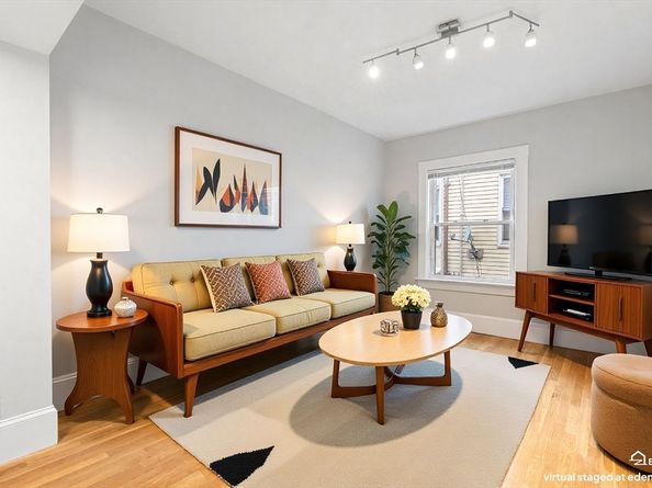 72 Mozart 2, Boston MA 02130