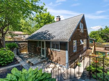 34 Lake Sargent Dr