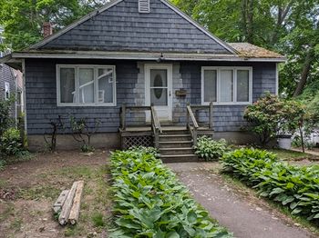 7 East Garfield Ave