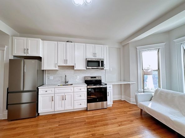 270 Huntington Ave 706, Boston MA 02115