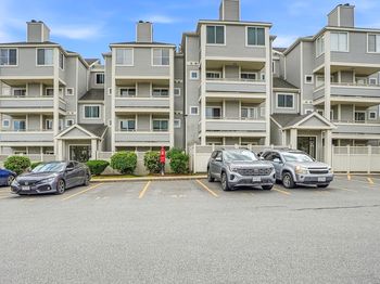 200 Falls Blvd