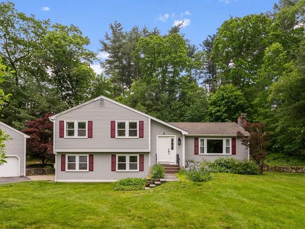 7 Banbury Dr., Westford MA 01886