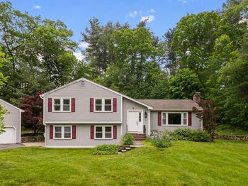7 Banbury Dr.