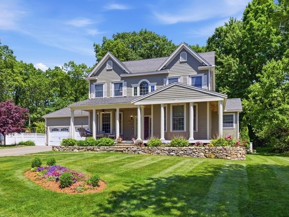 27 Boulder Dr, Burlington MA 01803