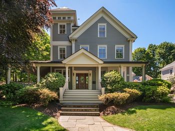 14 Winthrop St