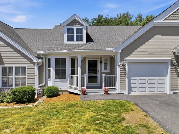 4 Autumn Drive B, Hudson MA 01749