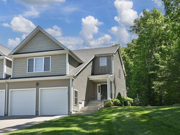 51 Luka Dr 51, Grafton MA 01519