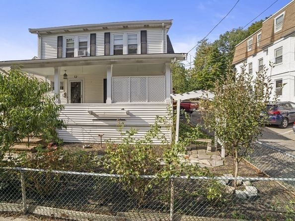 209-213 Centre St, Quincy MA 02169