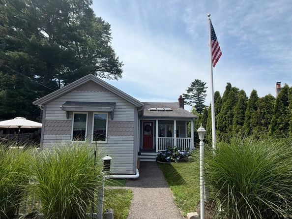 42 Crystal Lake Dr, Carver MA 02330