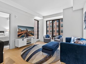 135 Seaport Blvd
