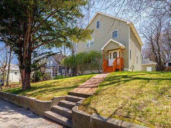 608 Church St