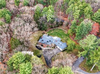 8 Buttercup Ln