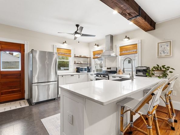 11 Draper Rd, Framingham MA 01702