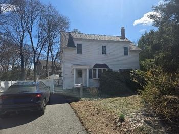 279 Osgood St