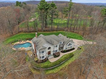 29 Hoveys Pond Dr