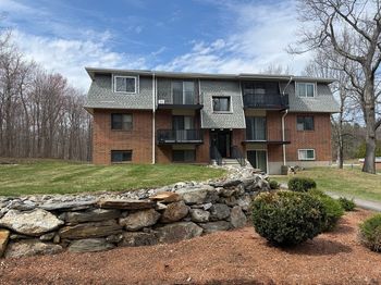 176 Maple Ave