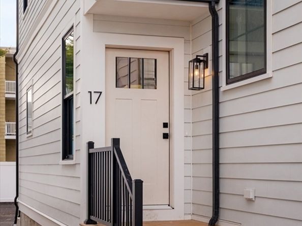 17 South Waverly St, Boston MA 02135