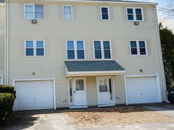 29 Towle Dr