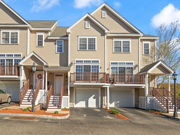9 Nirvana Dr 2E, Saugus MA 01906