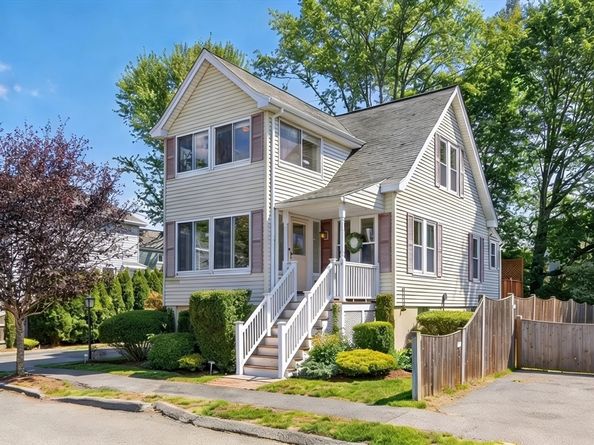 16 Orchard Ave, Wakefield MA 01880