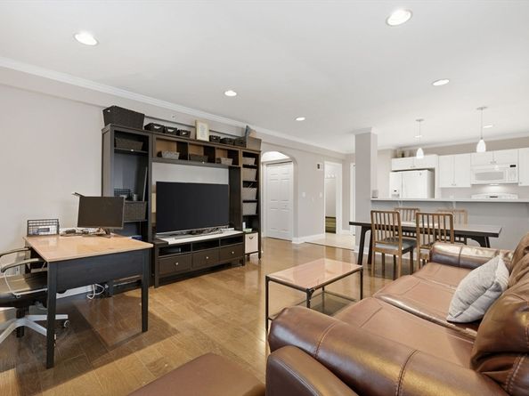 27 Commonwealth 1, Newton MA 02467