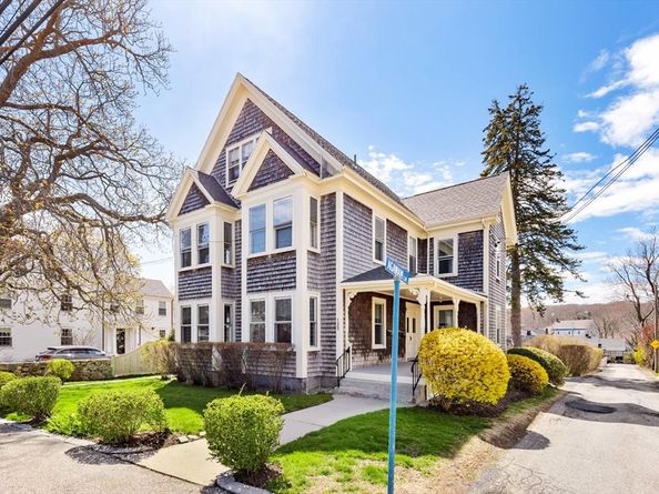 125 Main St, Rockport MA 01966