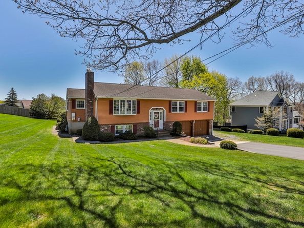 84 Converse St, Stoneham MA 02180