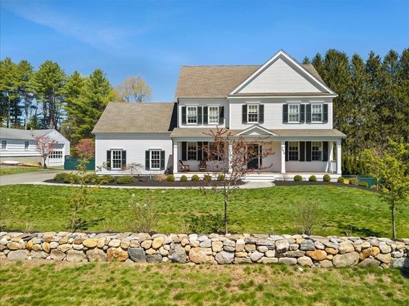 296 Wood St, Hopkinton MA 01748