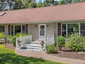 6 Sunrise Ave