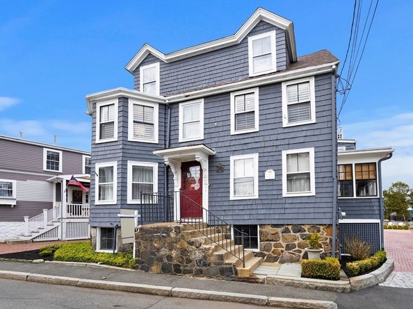 12 Darling St 2, Marblehead MA 01945