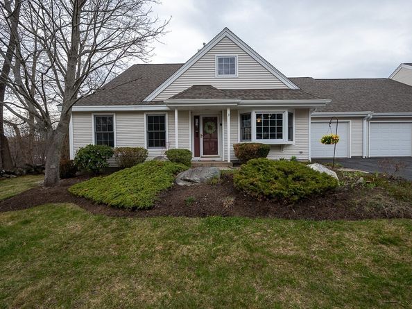 3 Quaker Way 40, Westborough MA 01581