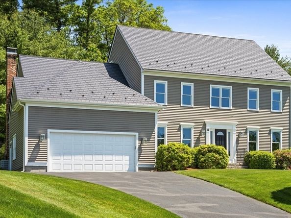 14 Vanessa Dr, Northborough MA 01532