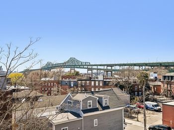 1 Pembroke St