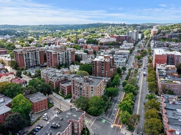 50 Longwood Ave 712, Brookline MA 02446