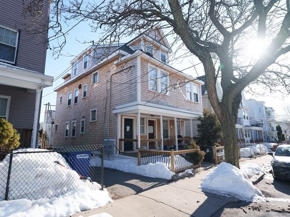 41 Derby St, Somerville MA 02145