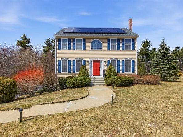 38 Foster Ct, Gardner MA 01440