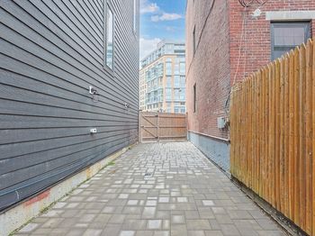 43 Stillman Street