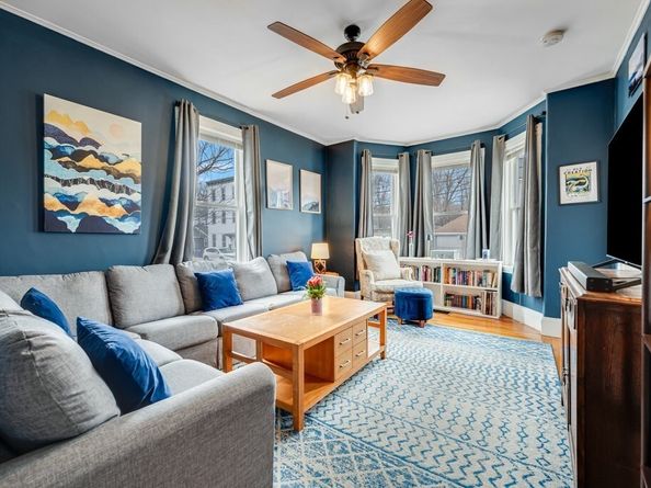 6 Pinedale Rd 1, Boston MA 02131